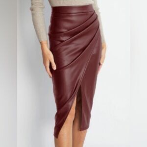 Commense Midi Skirt Vegan Maroon Burgundy Pleated Faux Leather SZ M NEW